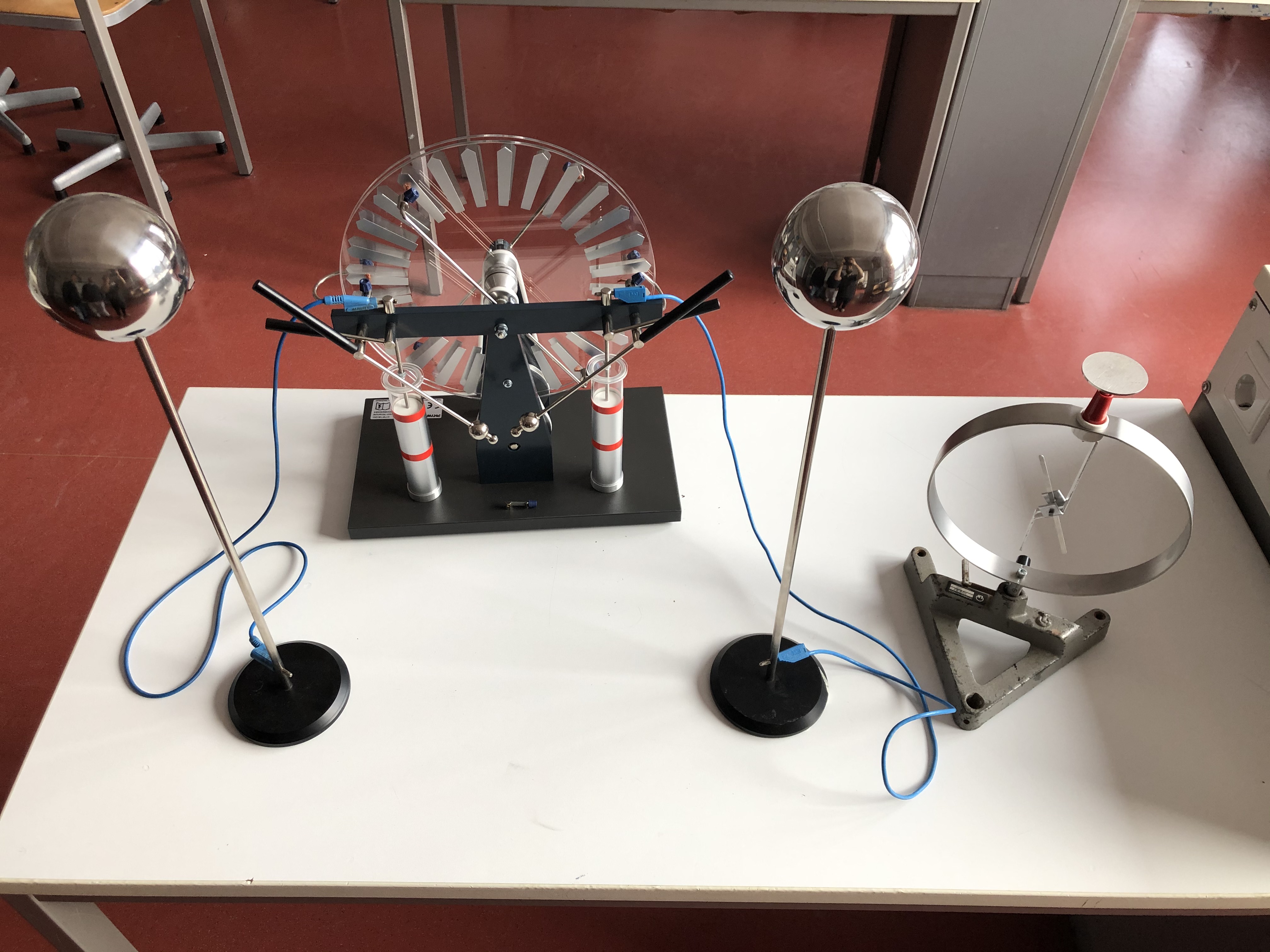 Elektrisches Experiment